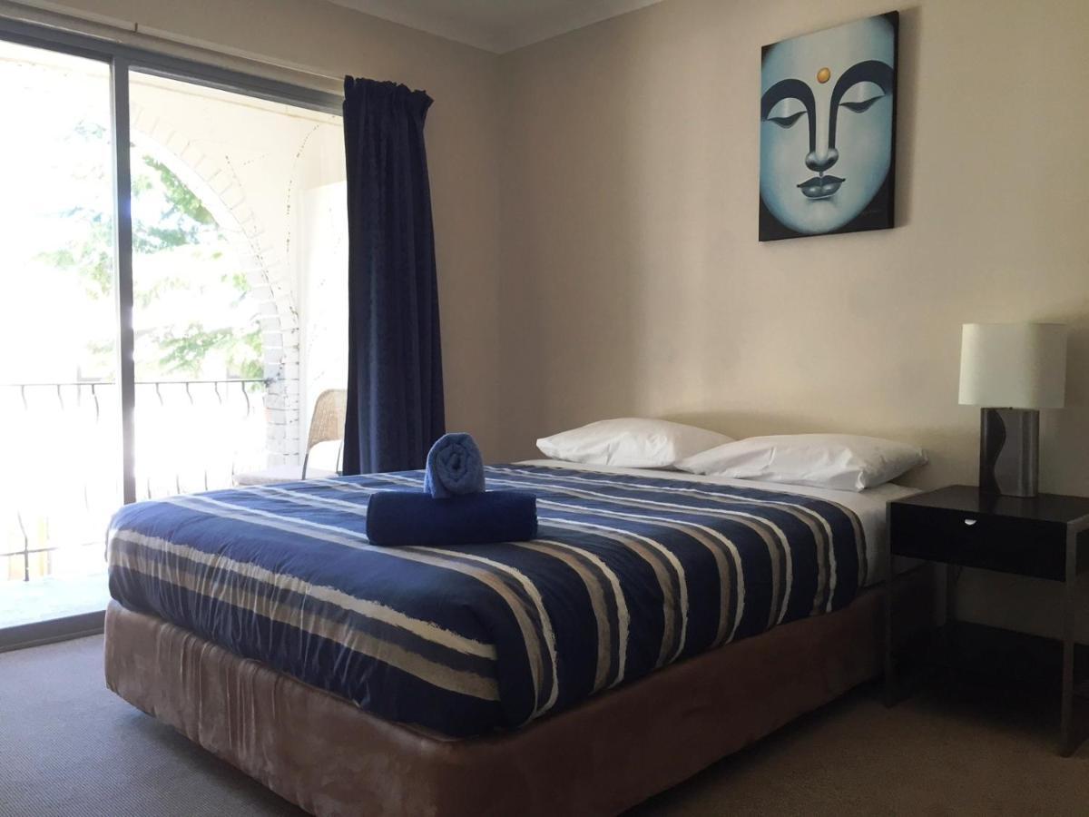 ג'ינדביין Siesta Villa מראה חיצוני תמונה