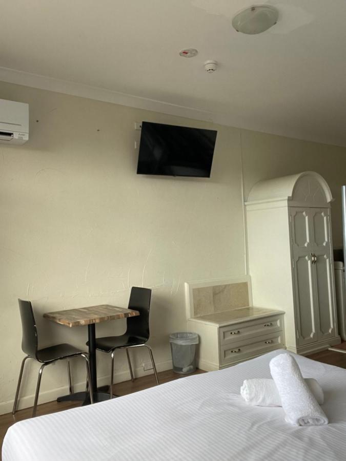 ג'ינדביין Siesta Villa מראה חיצוני תמונה