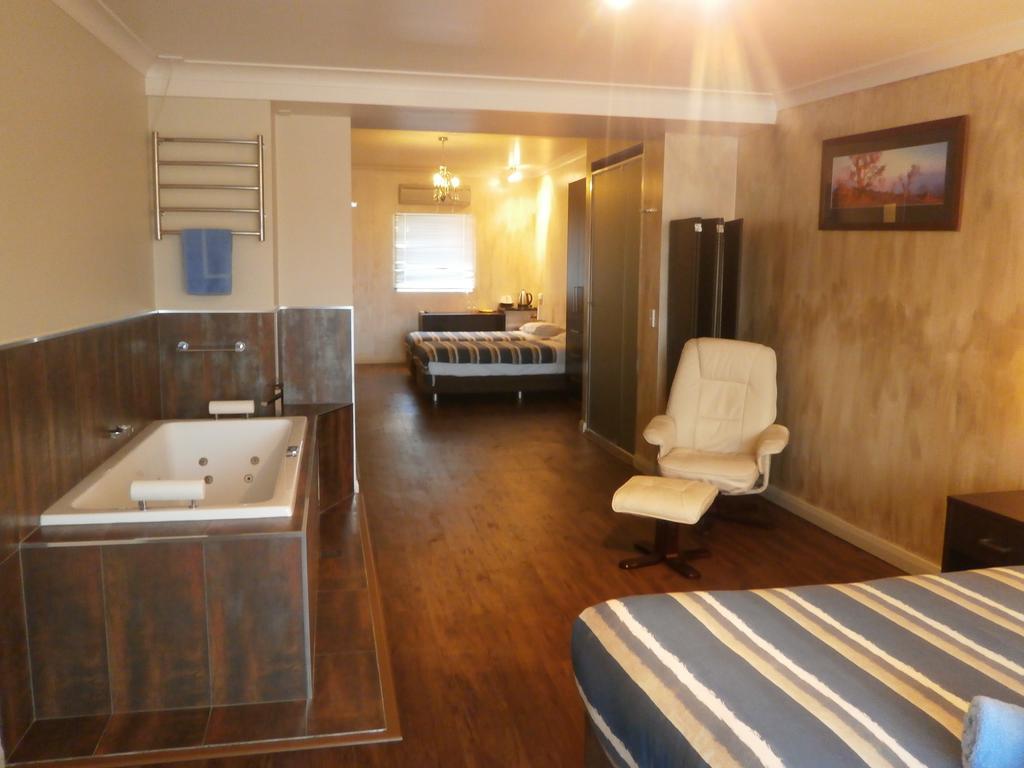 ג'ינדביין Siesta Villa מראה חיצוני תמונה